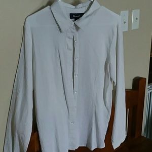 FREE WITH ANY PURCHASE White button-up